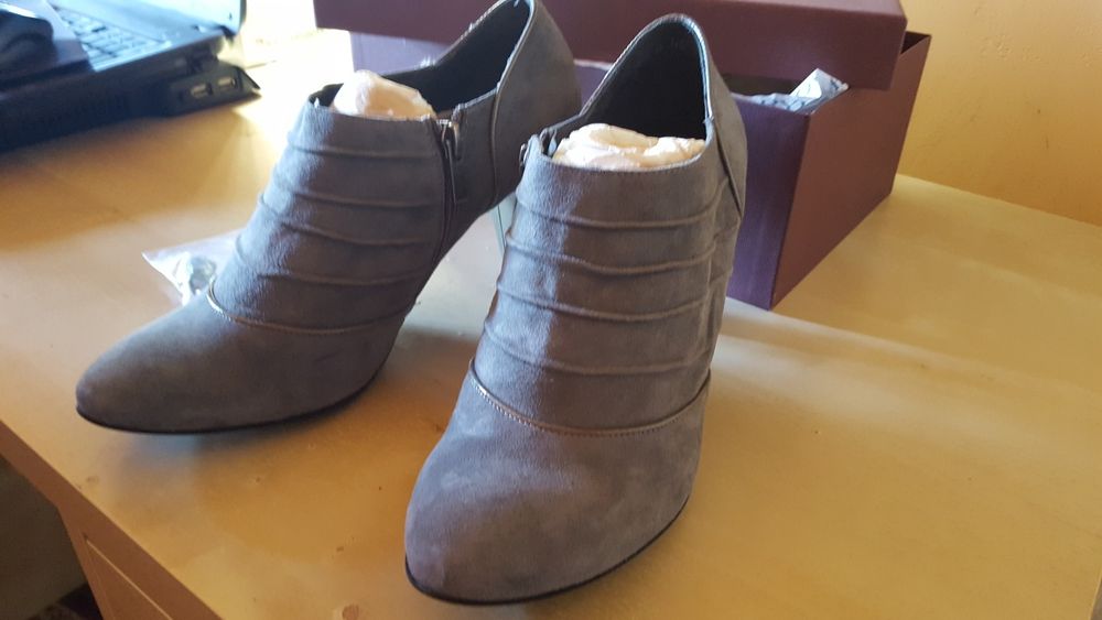 Botki na obcasie Ryłko