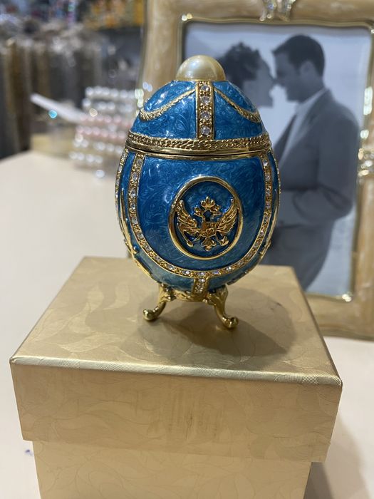 Яйцо-шкатулка в стиле Фаберже
