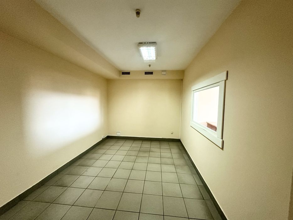 **Любецька! Два Кабінети /6000 + світло