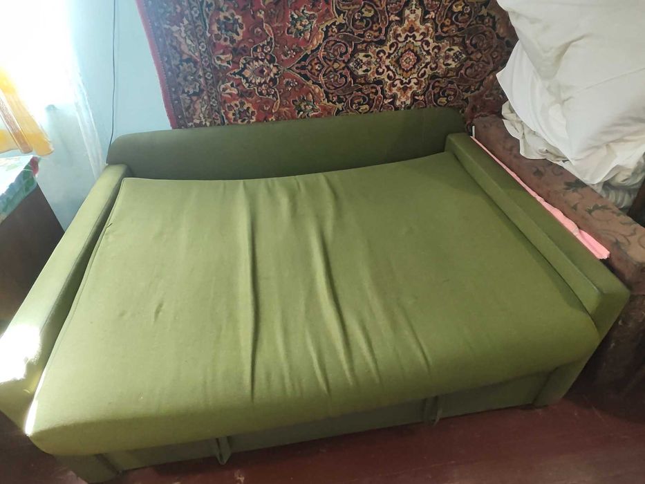 Продам двохспальне диван ліжко