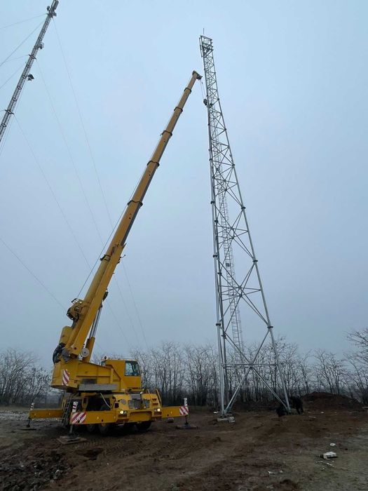 Крани автомобільні та гусеничні в оренду вантажопідємністю 45-200 тонн