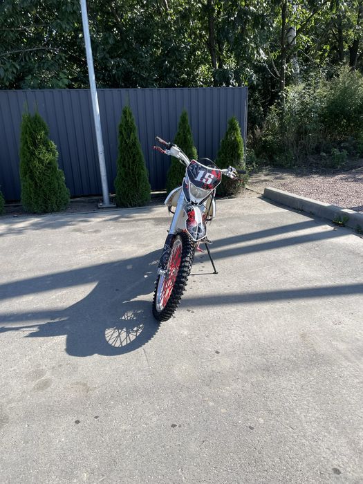 Продам мотоцикл ендуро Kayo Кайо к2 250
