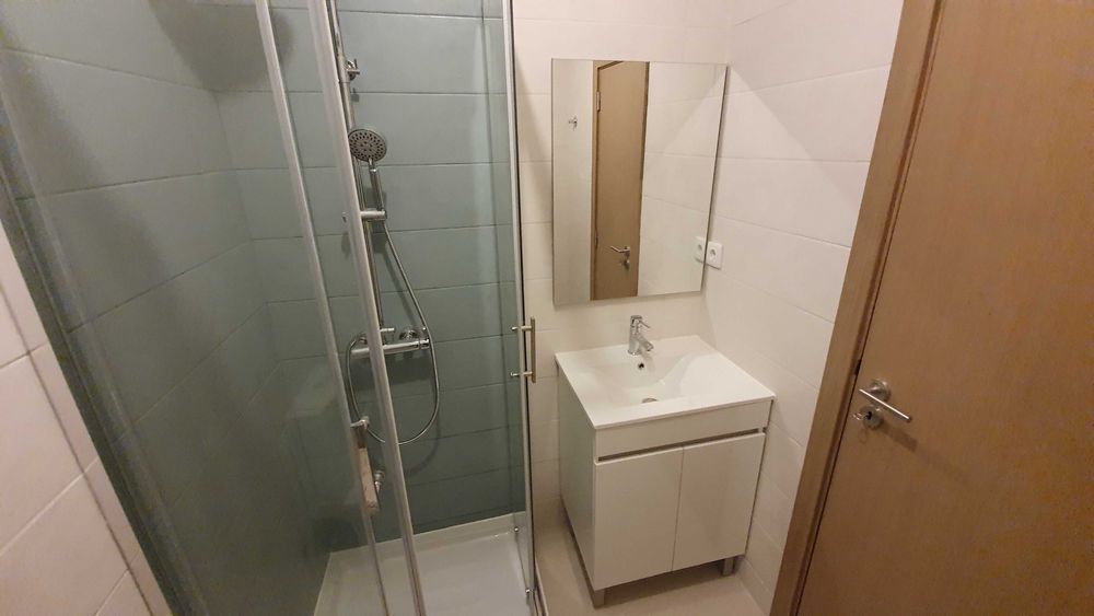 Apartamento T3 em Linda Velha para arrendamento