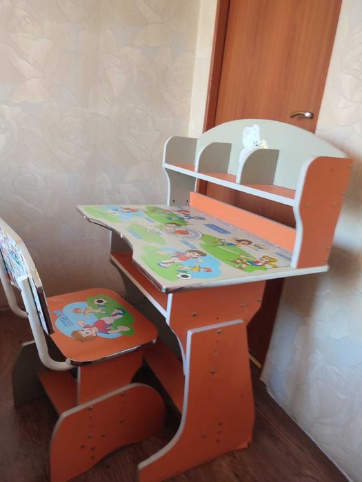 Парта     дитяча