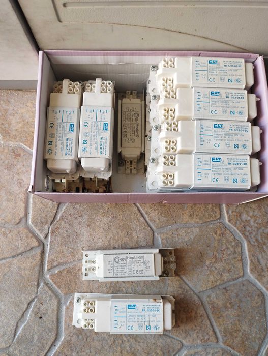 Transformadores de 12v512917471725496320