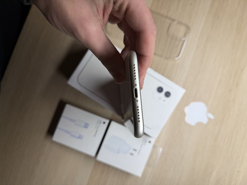 iPhone 11 128gb bialy bateria 100% komplet