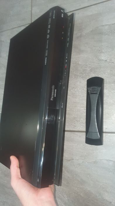 Nagrywarka HDD&DVD Panasonic DMR-EH495 USB Hdmi Divx DV IN Optical