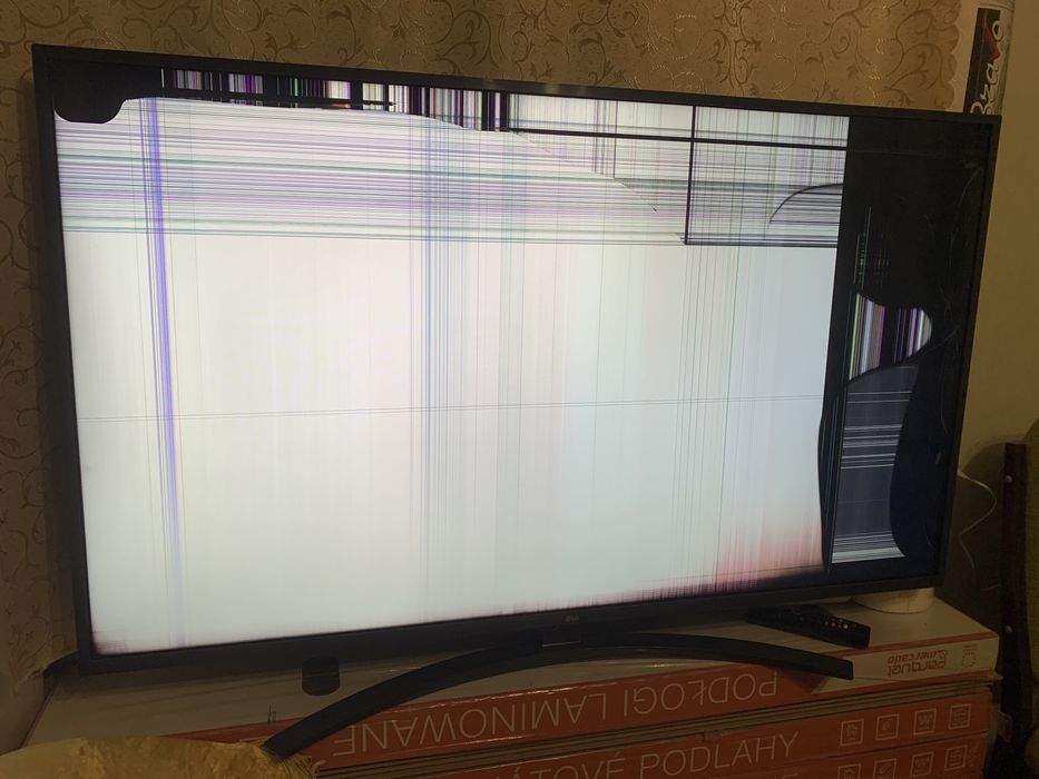 Продам СмартТв