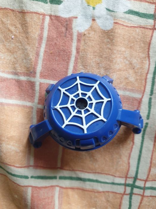 Spiderman z wyrzutnią