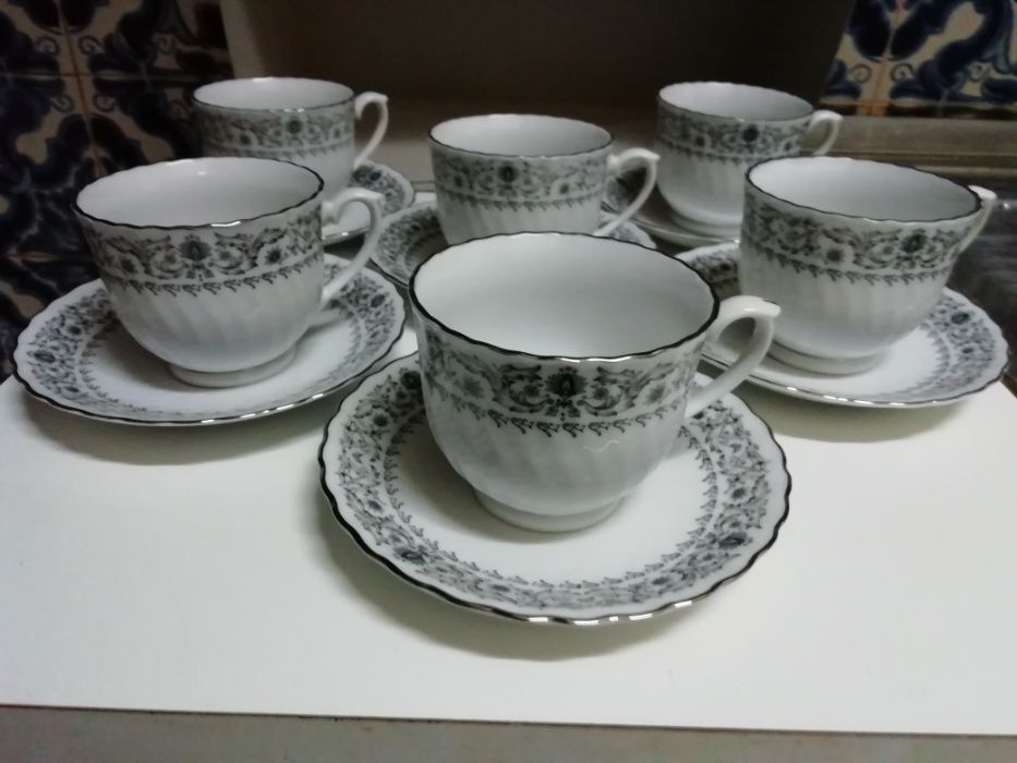 Chávenas de Chá - 6442586954371573762
