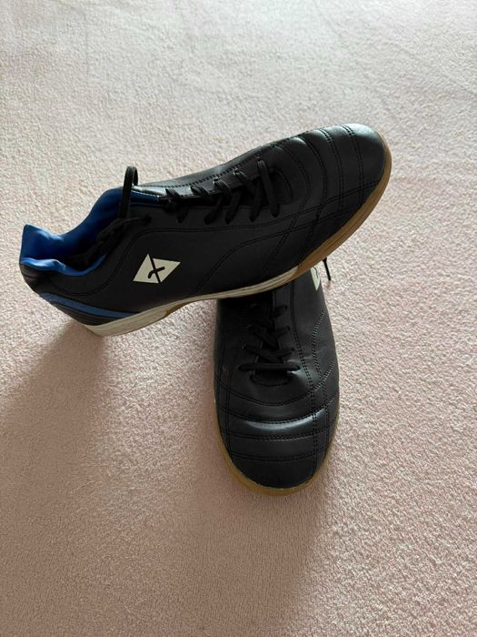 Buty męskie halówki rozm. 43