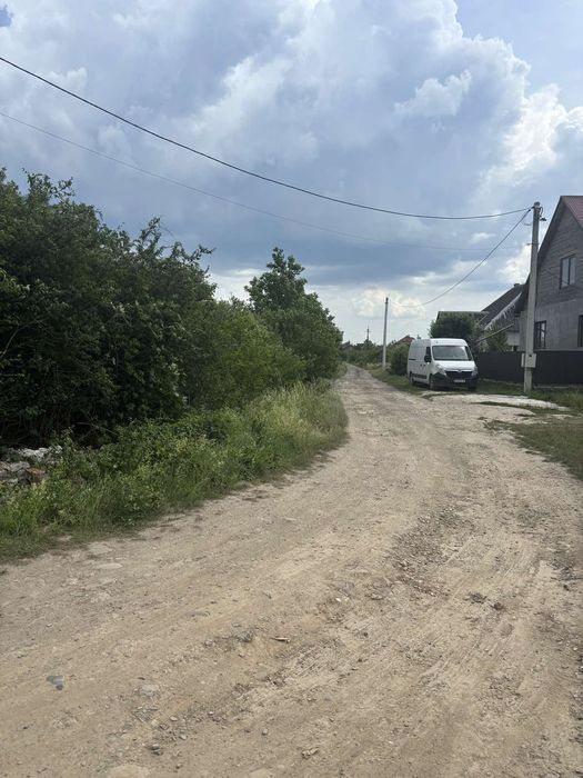 Продам  земельну  ділянку. Біля Ужгороду