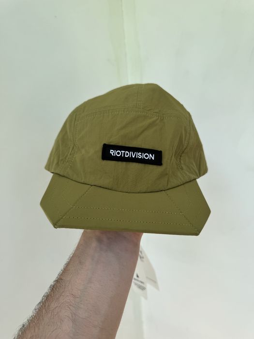 Кепка riot division