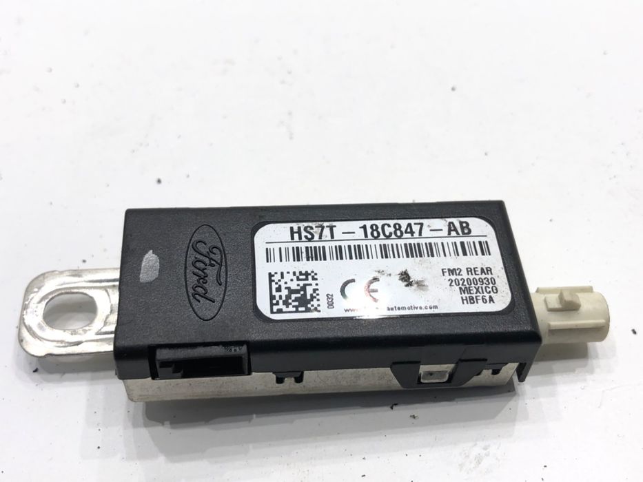 WZMACNIACZ ANTENOWY FORD S-MAX HS7T-18C847-AB MODUŁ SYGNAŁU
