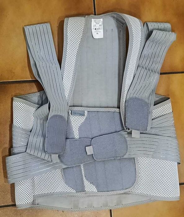 Specjalistyczna orteza gorset ortopedyczny na cały kręgosłup XL