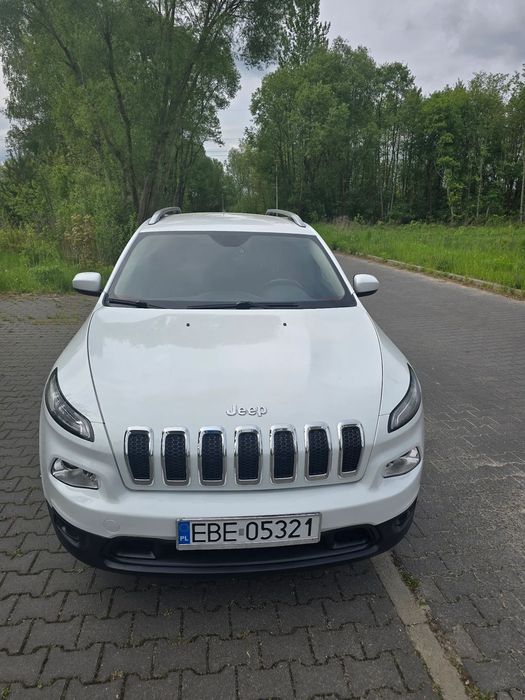 Jeep Cherokee Jeep Cherokee Latitude 3.2 V6 benzyna automat | 2017 | skórzany kokpit