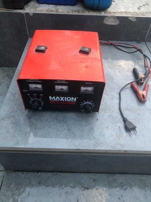 Зарядний пристрій MAXION PLUS-20CT 6V / 12V / 24V