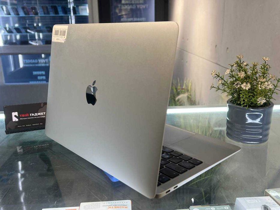 Apple MacBook Air M1 13" 16/256GB Space Gray (MDM) Магазин | Гарантія
