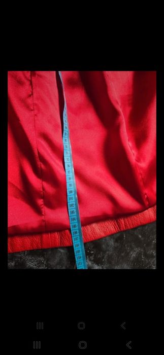 Czerwony płaszcz Skóra naturalna 38 40 zjawiskowy