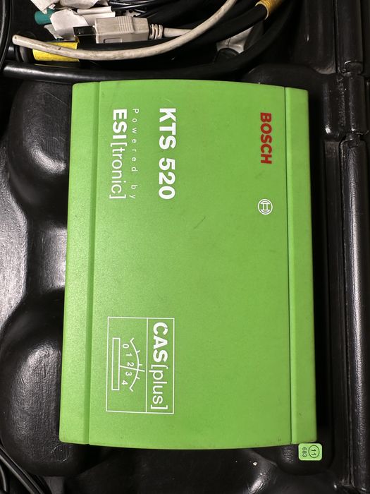 Діагностувальний сканер Bosch KTS 520