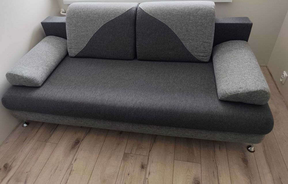 Używana sofa rozkladana