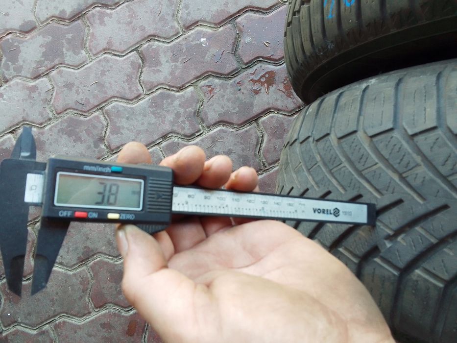 2 Opony zimowe 215/60r17 YOKOHAMA 2025r