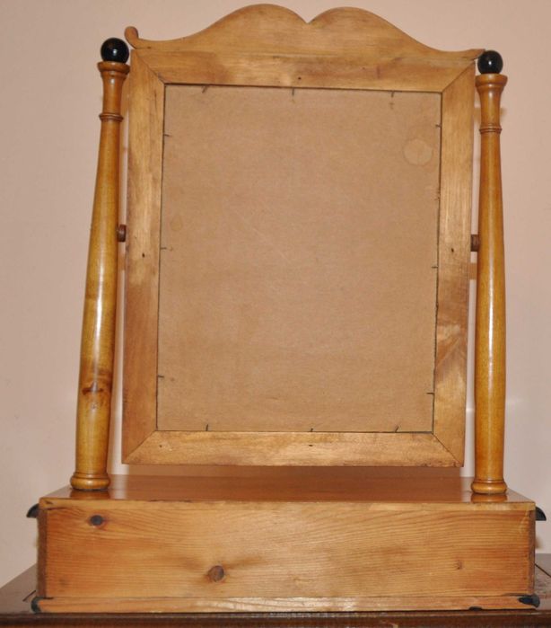 Toaletka z lustrem / lustro w stylu Biedermeier 46 cm x 38 cm x 19 cm.