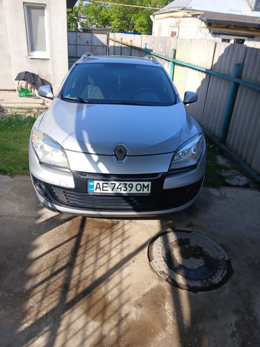 Продам РЕНО МЕГАН. К9к 1.5 турбо дізель