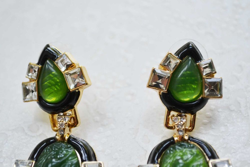 Роскошные серьги черные с зеленым monet