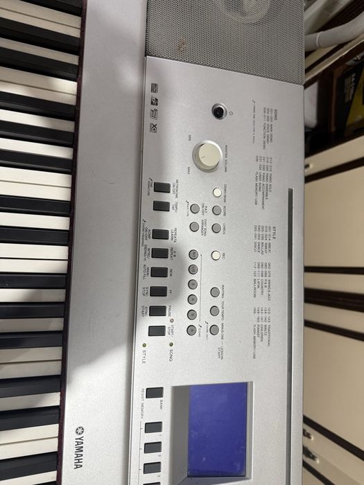 Teclado yamaha 52 teclas