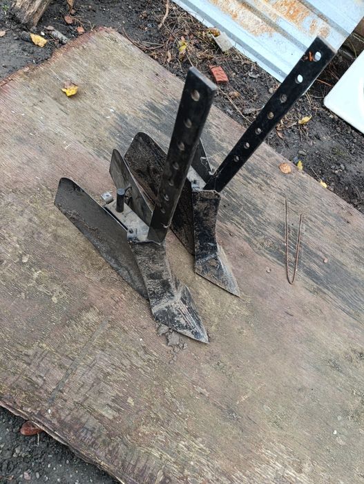 Плуг, окучник, сцепка для мотоблока