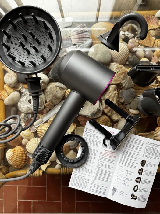 Hair dryer Dyson Supersonic