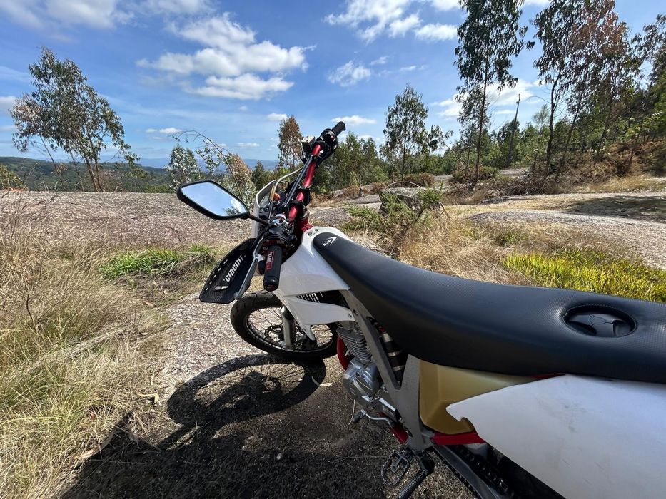 Ajp pr3 enduro Pro 2019