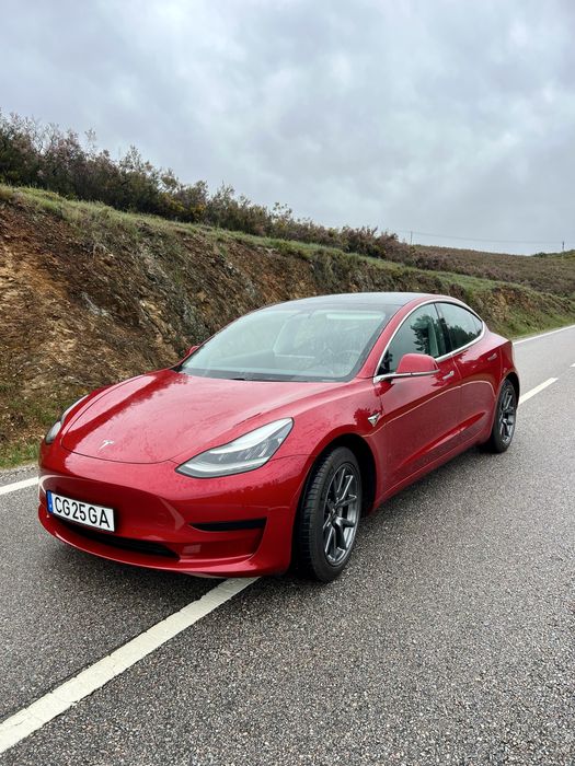 Tesla Model 3 Standard RWD Plus de 2020 IVA dedutível, praticamente novo