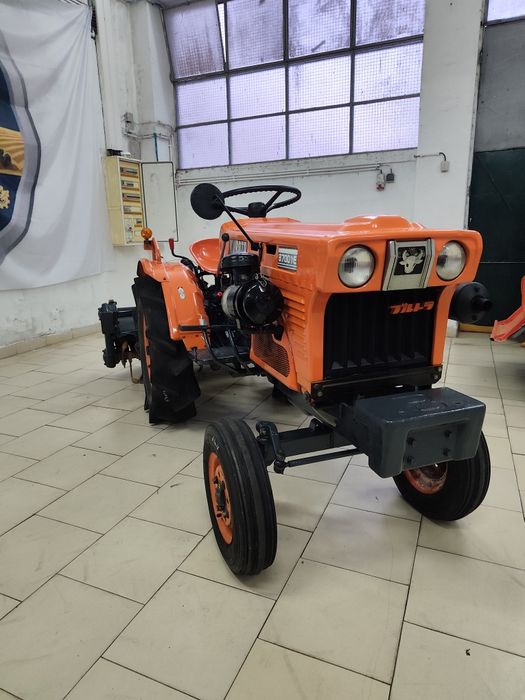 kUBOTA B7001E /// Frese /// Transporte