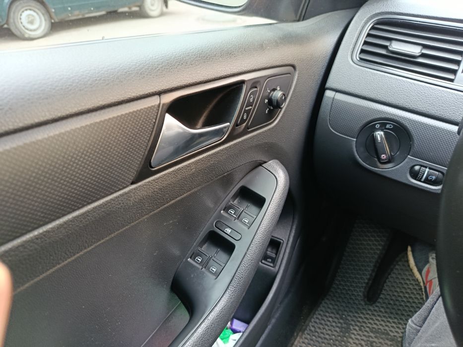 Volkswagen Jetta 1.4 автомат