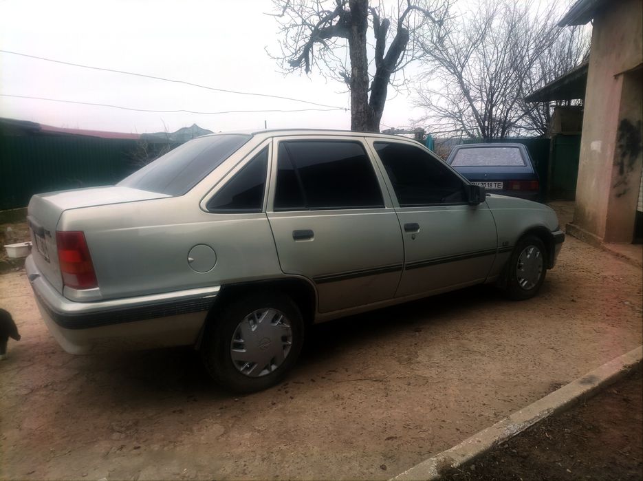 Opel Kadett 1.4i