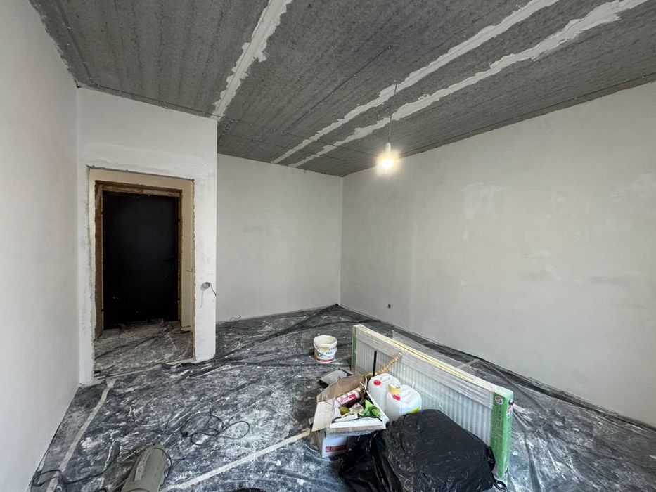 Квартира в новому будинку 43кв.м.