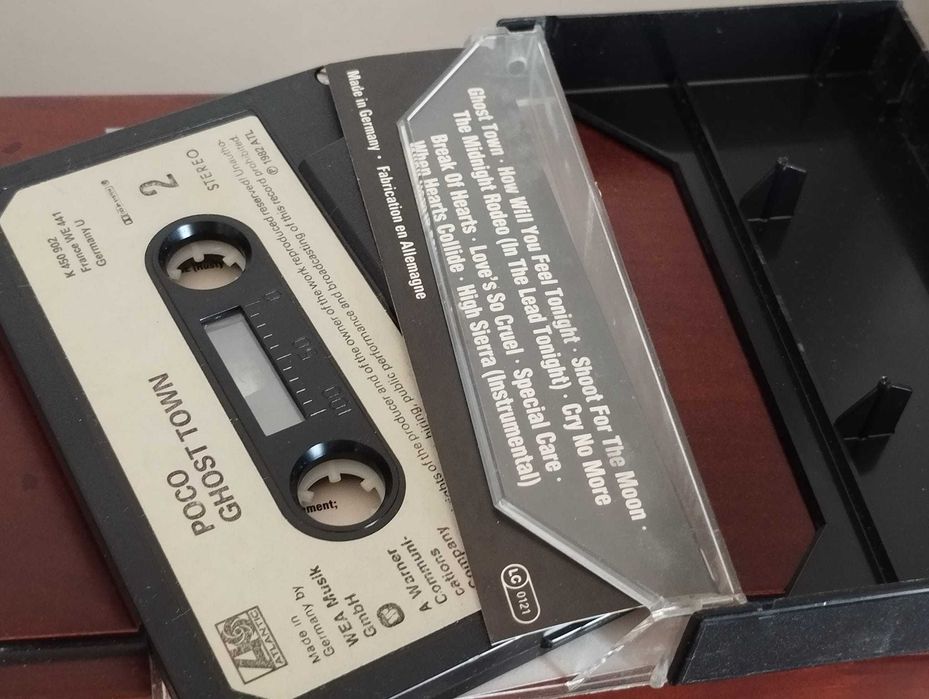 Poco "Ghost Town" Cassete Audio