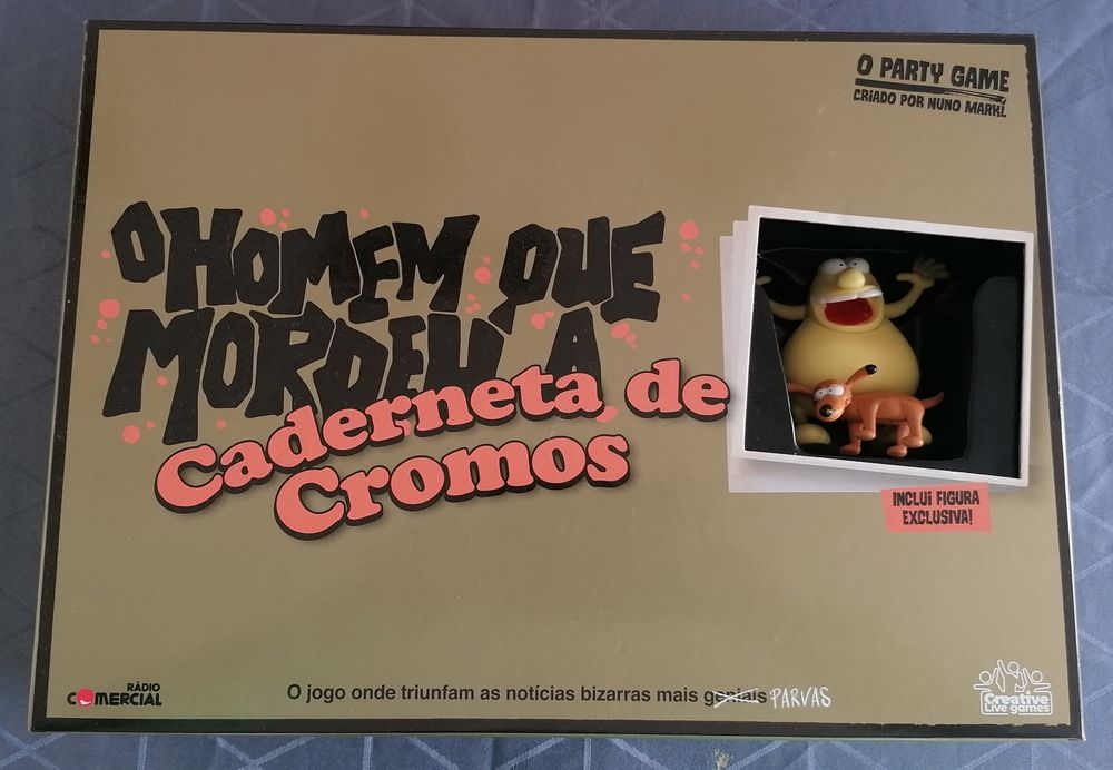 Jogo O homem que mordeu a caderneta de cromos. Edição retro deluxe