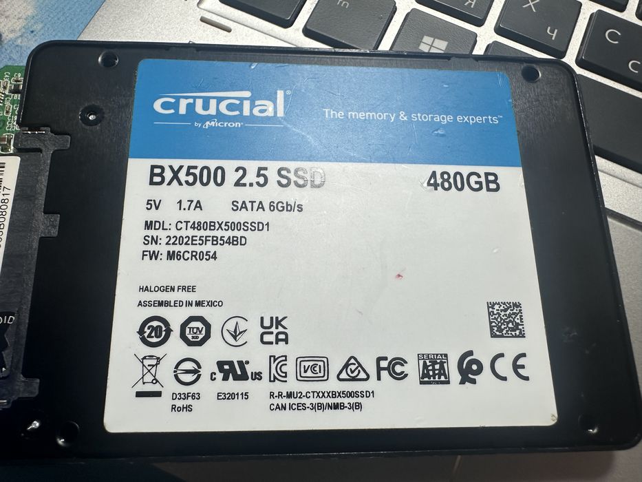 SSD - Crucial BX500