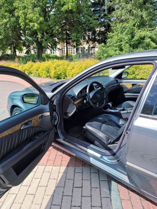 Sprzedam W211 3.2 CDI R6