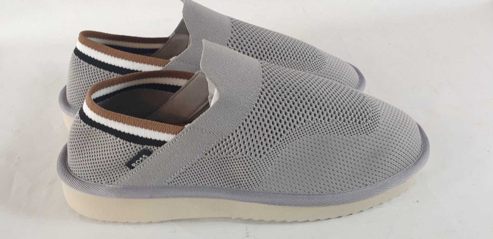 pantofle kapcie domowe   HUGO boss  44