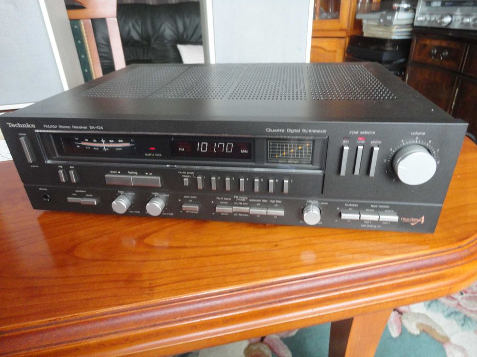 Amplituner Technics SA-424