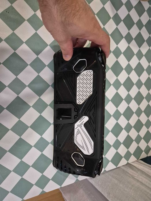 Rog Ally 512g 16gb + cap + adptador HDMI + Bolsa + acessorios