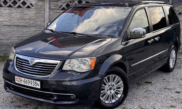 Lancia Voyager