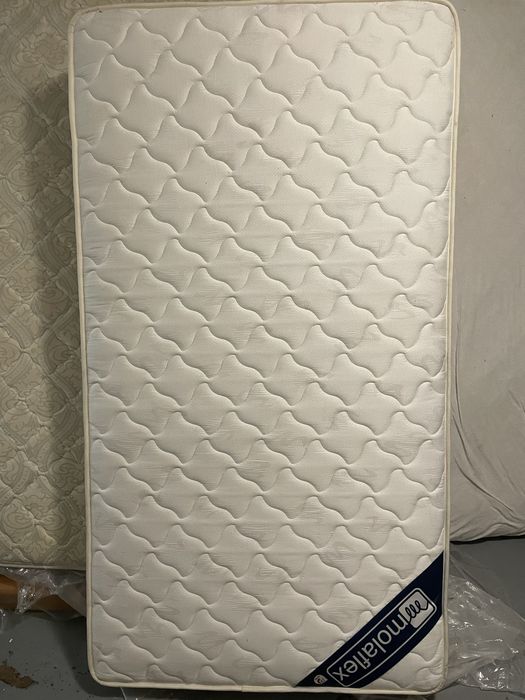 Móveis de casa para desocupar