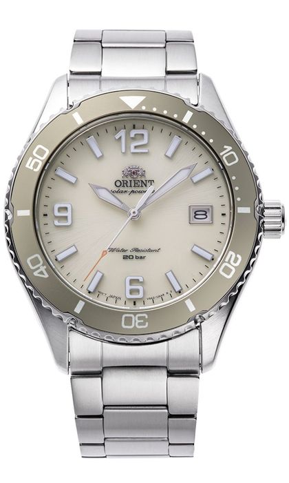 Orient Kamasu SOLAR RA-WJ0003S (39.9 mm) 200 m. WR, safira