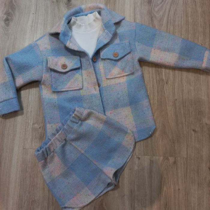 Костюм для дівчинки