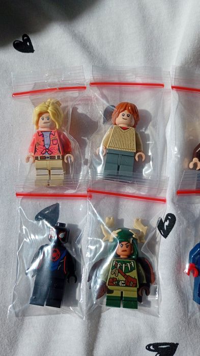 Lego figurki: Indiana Jones, The lone ranger, Jurassic Park, spiderman